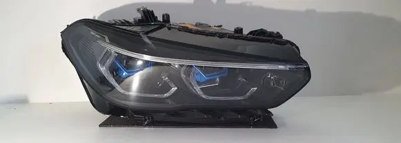Headlight/headlamp