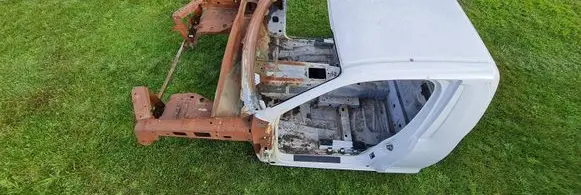 Volkswagen Amarok Side car body part 