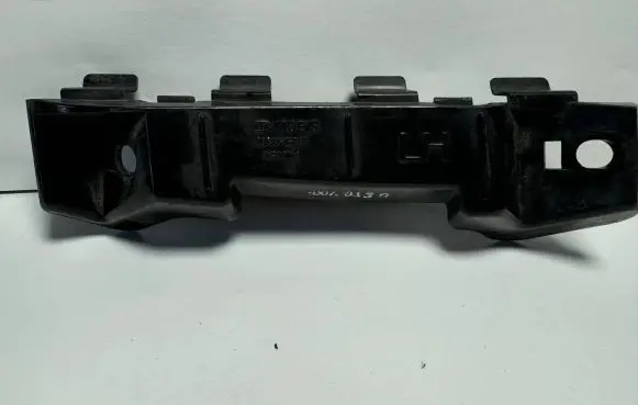 KIA Ceed Front bumper mounting bracket 855171H000 85517-1H000