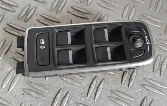 Jaguar F-Pace Electric window control switch HK8314540AA
