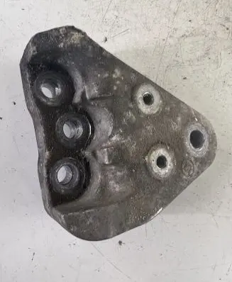 Mitsubishi Colt Engine mounting bracket MR594204