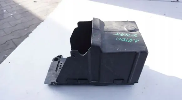 Battery box tray