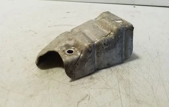 Audi A1 Heat shield in engine bay 04L129969