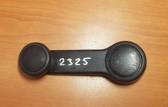 Ford Sierra Front door window winding handle 83BBA23348AB