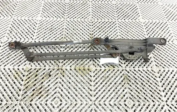 Front wiper linkage and motor