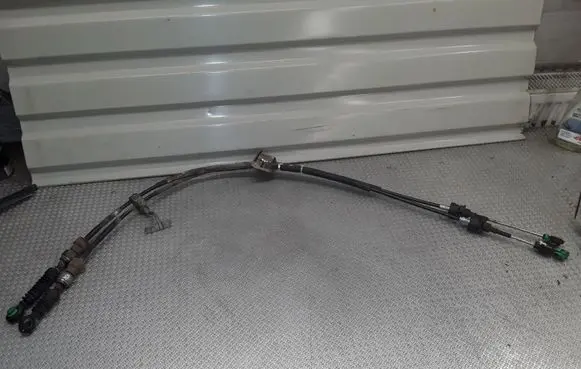 Mazda 6 Gear shift cable linkage 