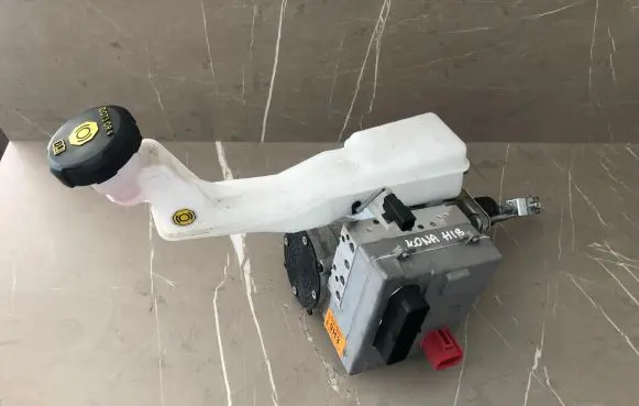 Hyundai Kona I ABS Pump 58500CM900 CM58500090