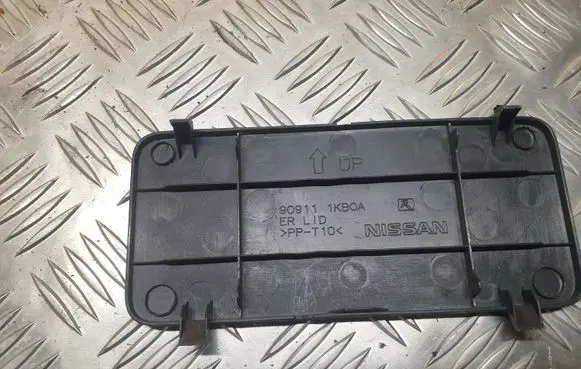 Nissan Juke I F15 Other interior part 909111KB0A