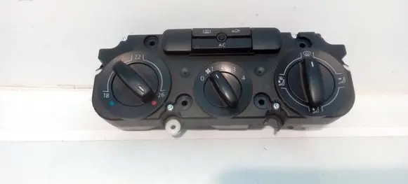 Volkswagen Golf V Climate control unit 1K0820047HM 5HB009352