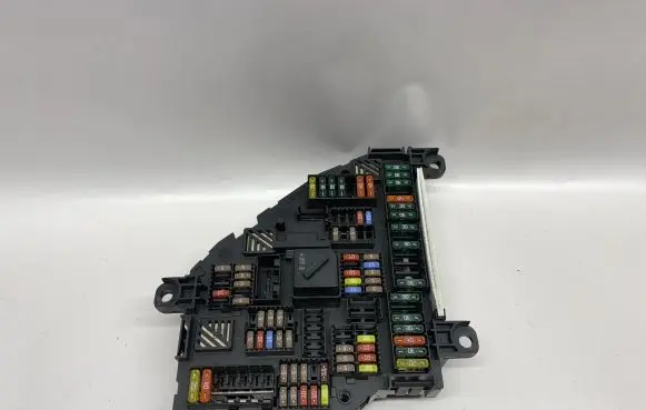 BMW 5 GT F07 Fuse module 9234423 61149234423