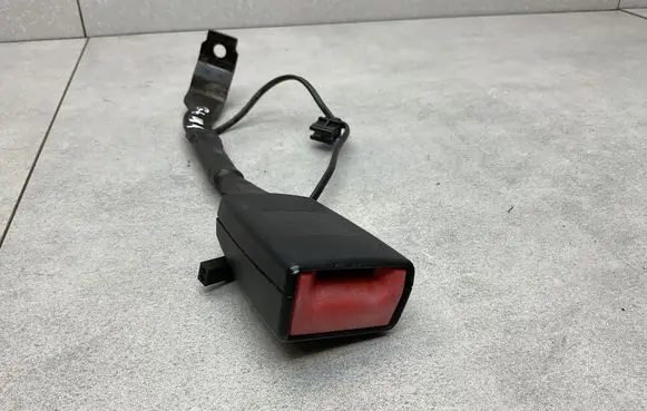 Volkswagen Golf VI Front seatbelt buckle 1K3857755AD