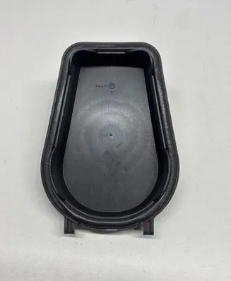 Volkswagen Touran I Headlight/headlamp dust cover 1305239232