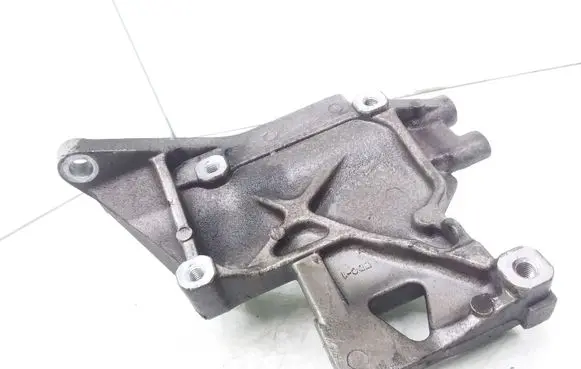 Subaru Impreza III A/C compressor mount bracket 73611SA010