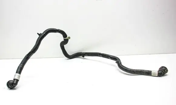 Tesla Model Y Engine coolant pipe/hose 107759500E