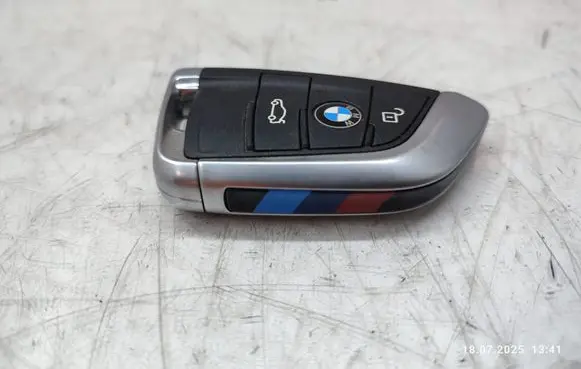 BMW X5 F15 Ignition key/card 