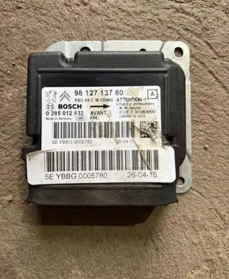 Peugeot 2008 I Airbag control unit/module 9812713780 0285012932 YRBG0005780