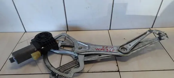 Mercedes-Benz ML W163 Front window lifting mechanism without motor 