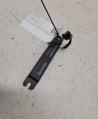 Hyundai Sonata Aerial antenna amplifier 954203K210