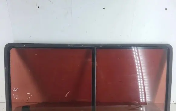 Volkswagen Transporter - Caravelle T4 Sliding door window/glass 43R000935 DOT57M3AS2