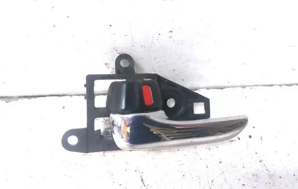 Toyota Avensis Verso Front door interior handle 
