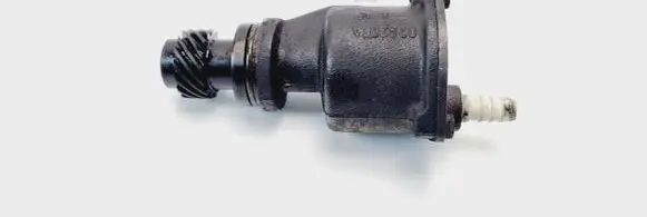 Volkswagen PASSAT B5 Vacuum pump 028207A