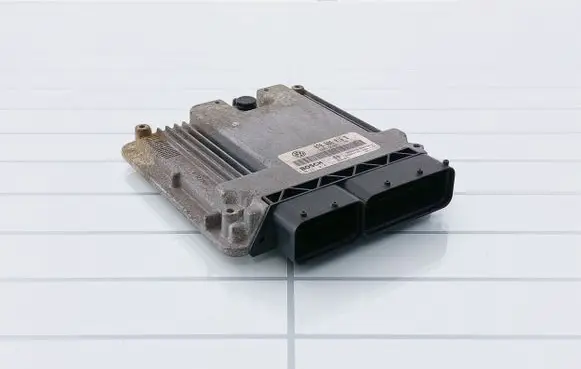 Volkswagen Phaeton Engine control unit/module 0281010737 070906016B 070906016