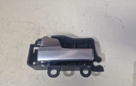 Ford Focus Front door interior handle 3M51R22601