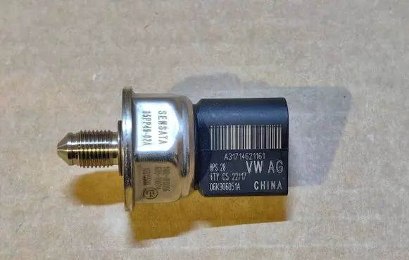 Audi Q5 SQ5 Fuel pressure sensor 06K906051A A31714621161