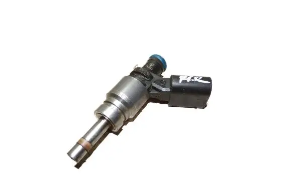 Audi A6 S6 C6 4F Fuel injector 06E906036C