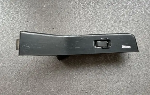 Nissan Patrol Y60 Front door window switch trim 8096027J00