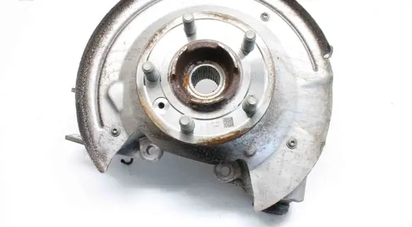 Land Rover Defender Rear wheel hub L8B25A970BA