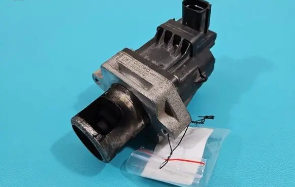 Opel Astra J EGR valve 55566052 IMPRK1463763