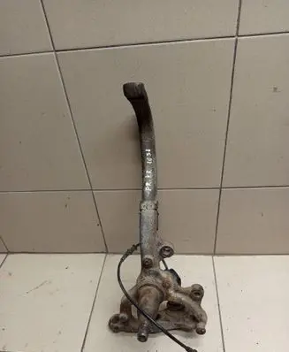 Mercedes-Benz E W211 Front wheel hub spindle knuckle