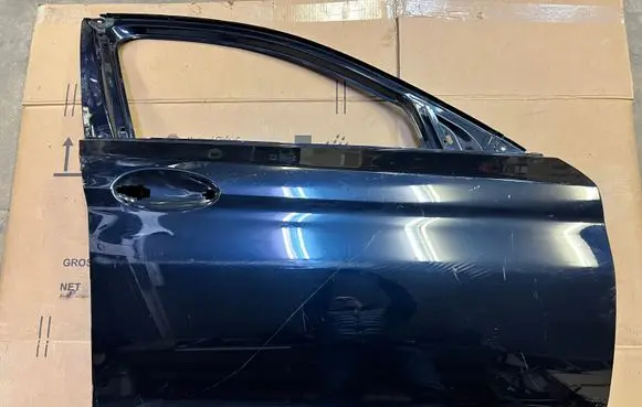 BMW 5 G30 G31 Front door 41007408962 7408962