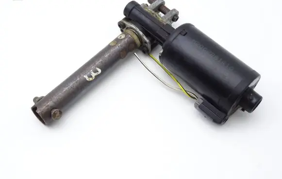 Ford Focus Seat adjustment motor M2002261R10