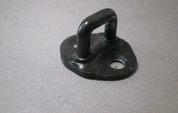 Hyundai Tucson JM Rear door lock loop/hook striker 