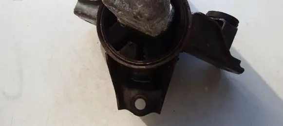 KIA Ceed Engine mount bracket