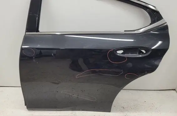 Lexus ES VII XZ10 Rear door
