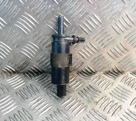 Audi A5 Windscreen/windshield washer pump 8W0955647