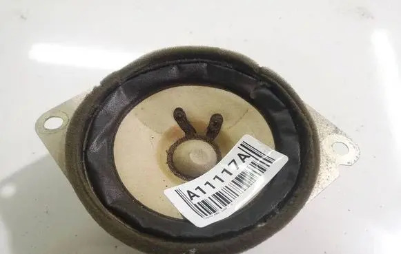 Toyota Aygo AB10 Front door speaker 861600H010