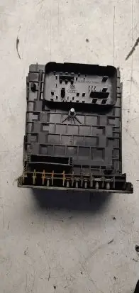 Volkswagen PASSAT B6 Fuse module 1k0937125A