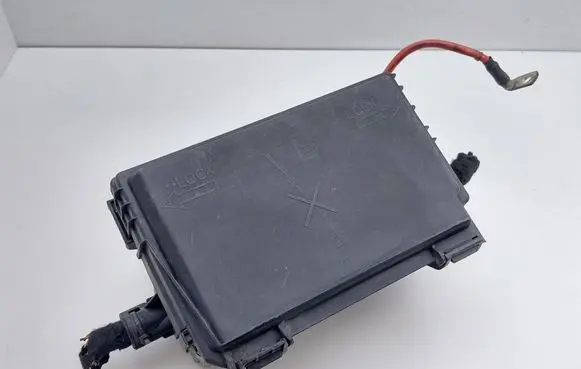 Opel Corsa D Fuse box set 13246926 13246916