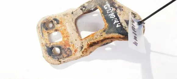 Suzuki Grand Vitara II Bracket in trunk/boot 