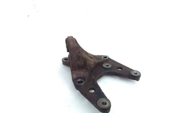 Toyota Camry Engine mounting bracket 1231136030