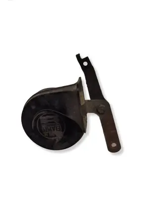 Peugeot 406 Horn signal E335717