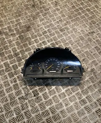 Mercedes-Benz ML W163 Speedometer (instrument cluster) 1635402047 A1635402047