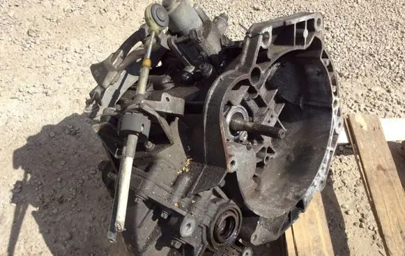 Opel Corsa D Manual 6 speed gearbox 55192042 M32