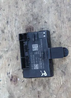 Audi A4 S4 B9 Door control unit/module 8W0959595G 8W0959595 A2C7466721100