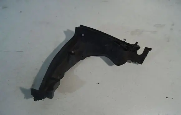 BMW X5 E53 Other engine bay part 8408770