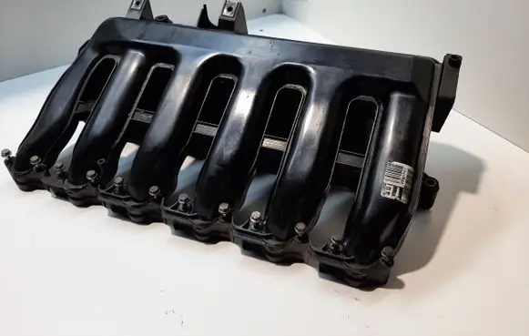 BMW 5 E60 E61 Intake manifold 7790700 7790701